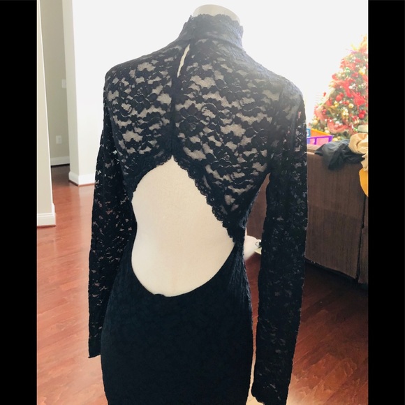 OPEN BACK LACE FIGURE HUGGING SHEER DRESS - Picture 5 of 10